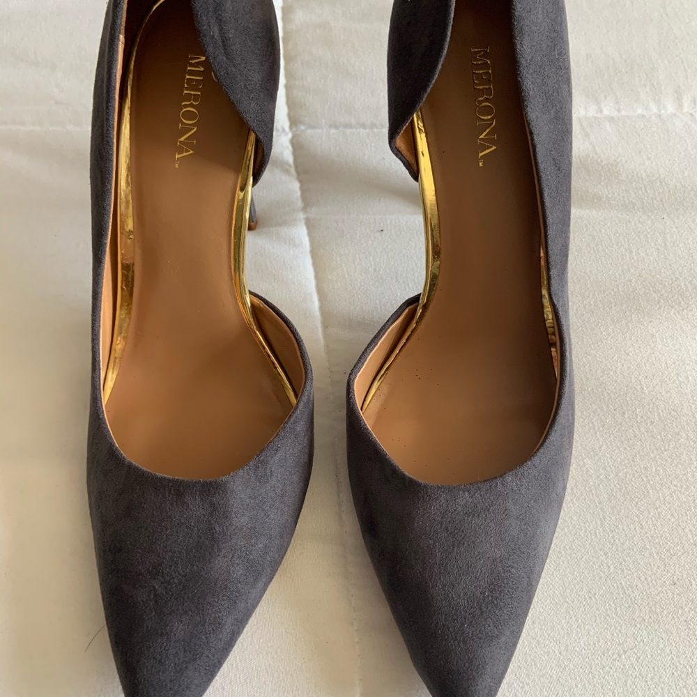 Heels - Picture 3 of 4